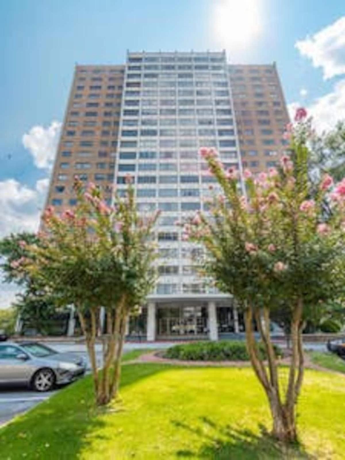 Atl Downtown View Onsite Parking Lm802